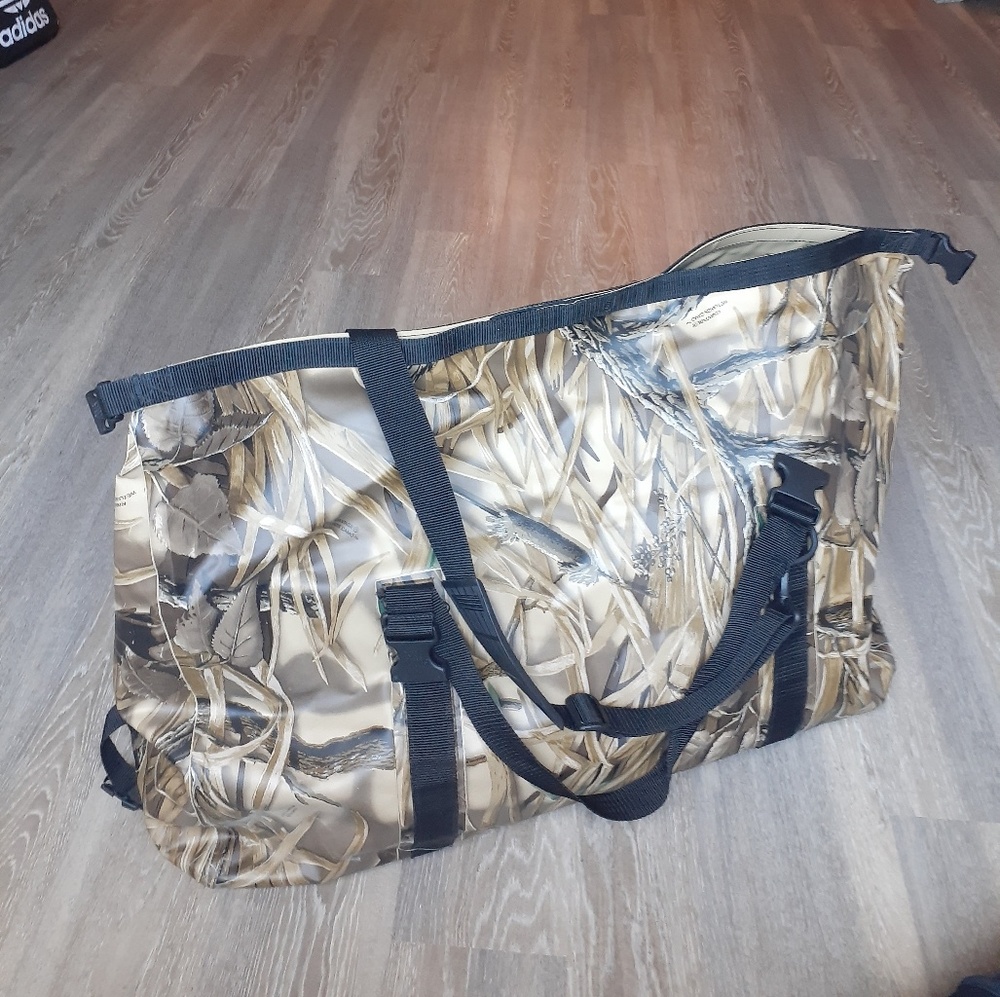 Big Mad Dog Gear Bag Gem